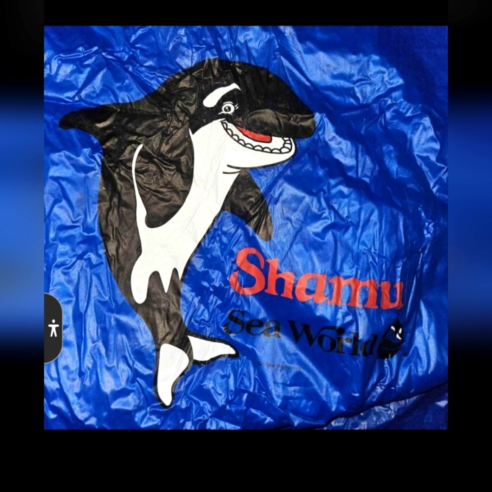 Vintage Shamu SeaWorld Orlando rain poncho